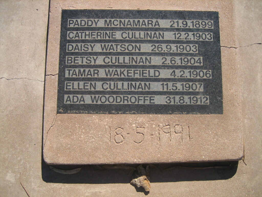 Gravesite-Kelleen Station-2009